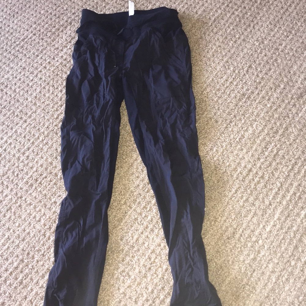 Black lululemon ruffled running pants